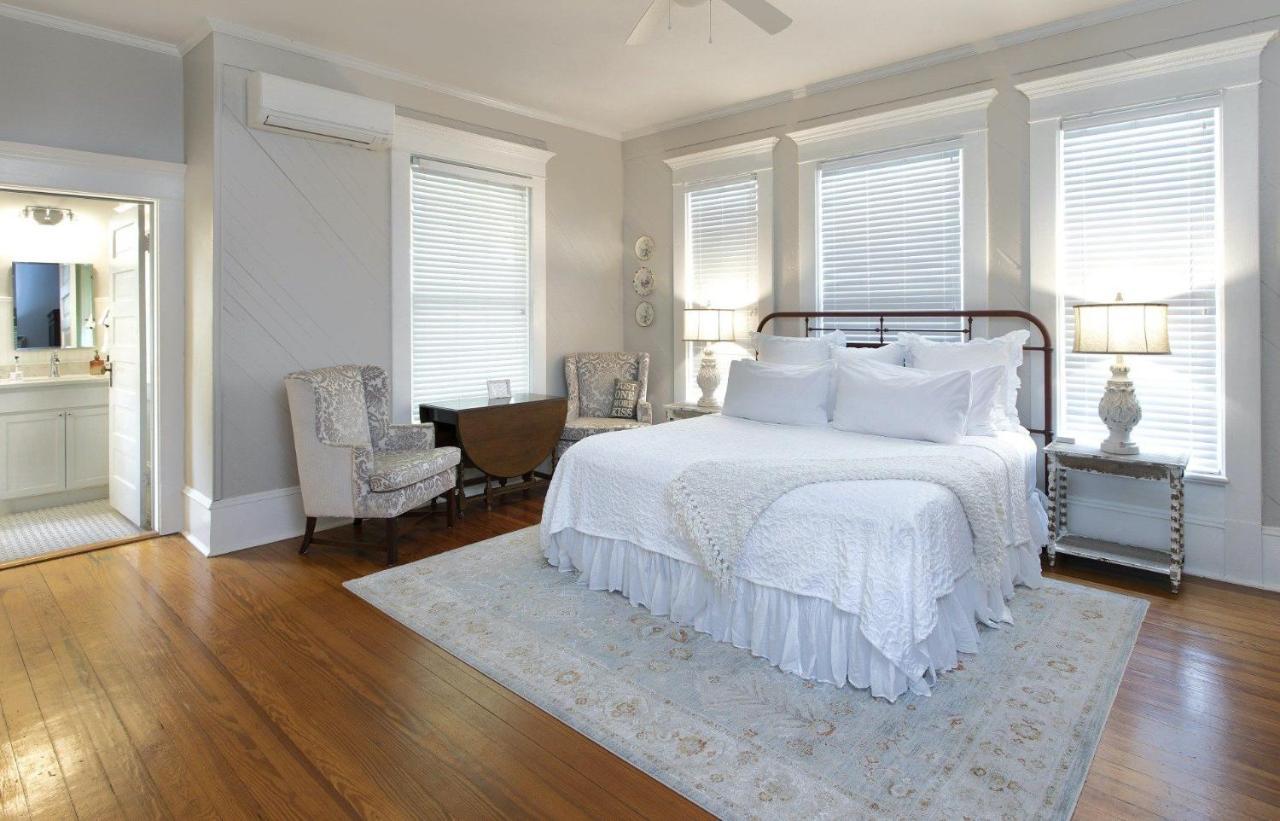 Katy House Bed And Breakfast Smithville Esterno foto