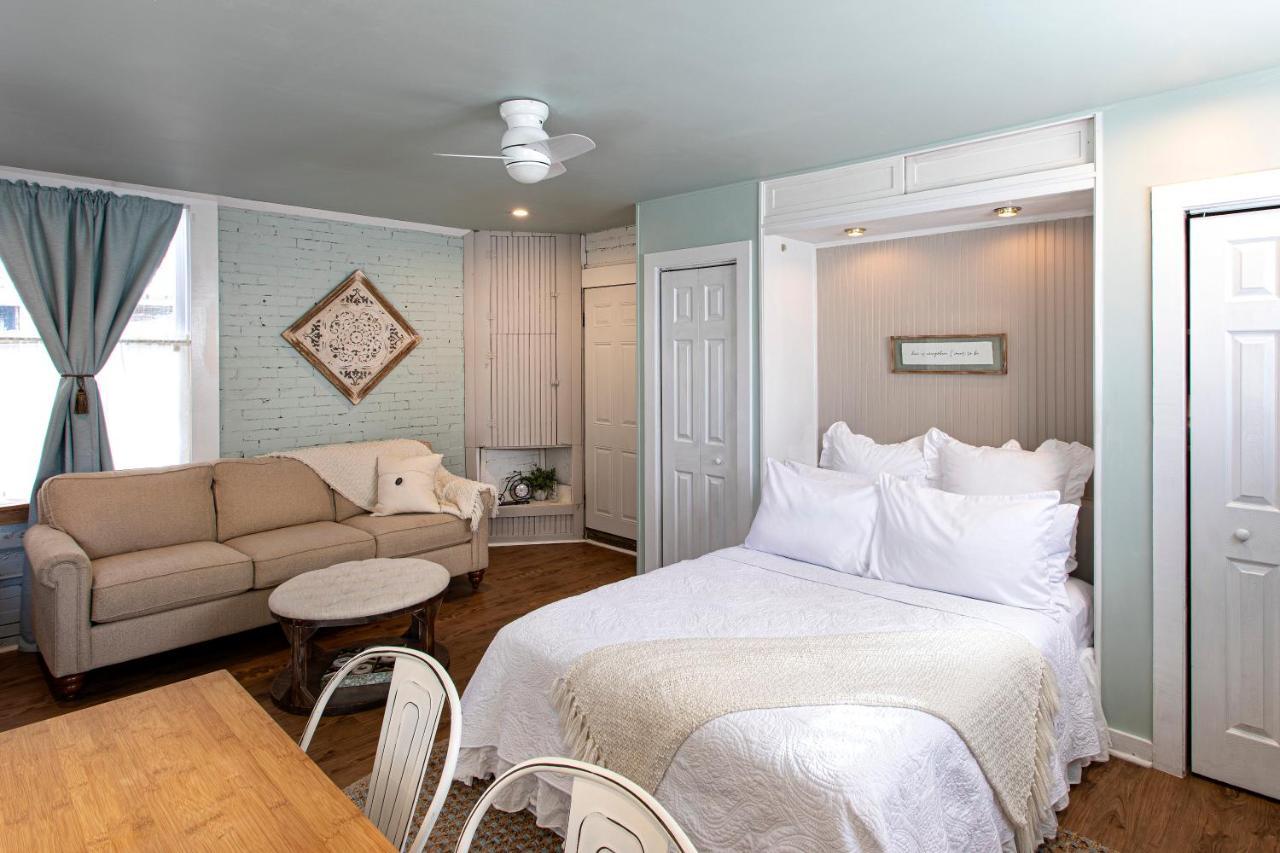 Katy House Bed And Breakfast Smithville Esterno foto